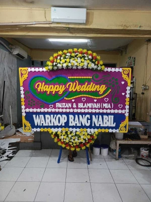 Papan Bunga di Tegalurung Legonkulon